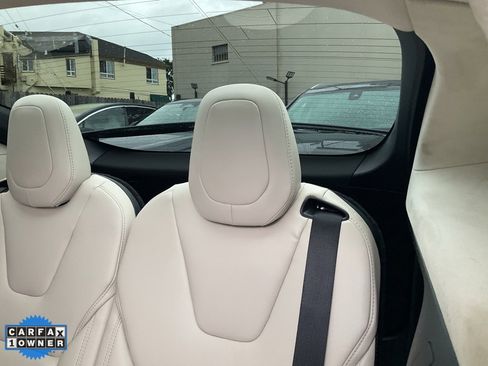 Used 2018 Tesla Model X 100D image 36