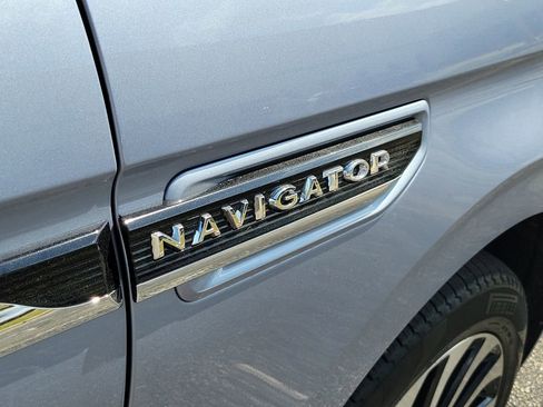 Certified 2024 Lincoln Navigator L Black Label image 5