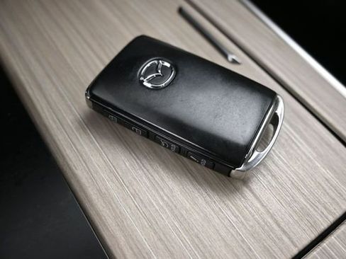 Certified 2024 MAZDA CX-90 Plug-In Hybrid w/ Premium Plus AWD/4WD image 24