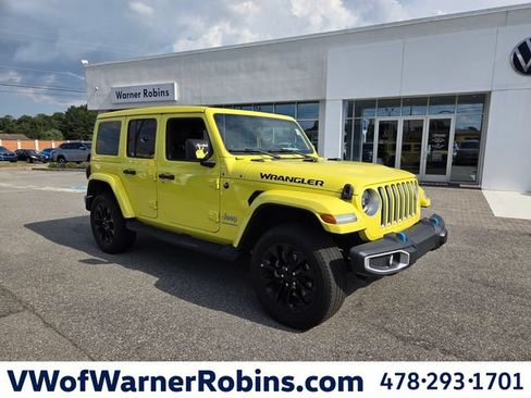 Used 2023 Jeep Wrangler Unlimited Sahara w/ Cold Weather Group AWD/4WD image 1