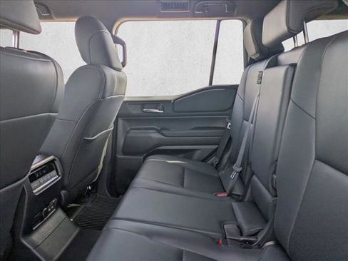 Certified 2024 Toyota Land Cruiser image 18