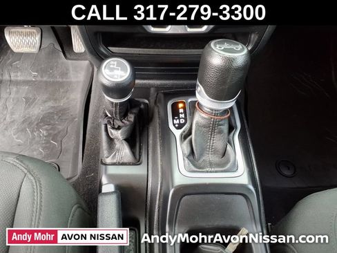 Used 2018 Jeep Wrangler Unlimited Sport S AWD/4WD image 24