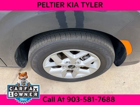 Certified 2025 Kia Soul LX FWD image 14