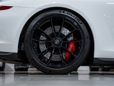 Used 2015 Porsche 911 GT3 RWD image 39