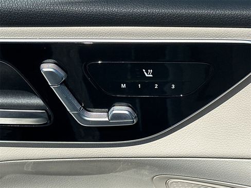 Certified 2026 Mercedes-Benz GLC 300 4MATIC image 11