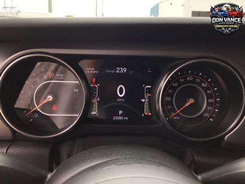 Used 2023 Jeep Gladiator Sport AWD/4WD image 15