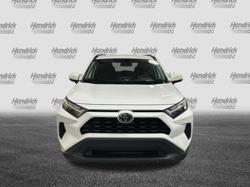 Used 2022 Toyota RAV4 XLE FWD image 3
