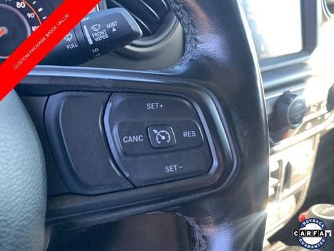 Certified 2022 Jeep Gladiator Mojave AWD/4WD image 36