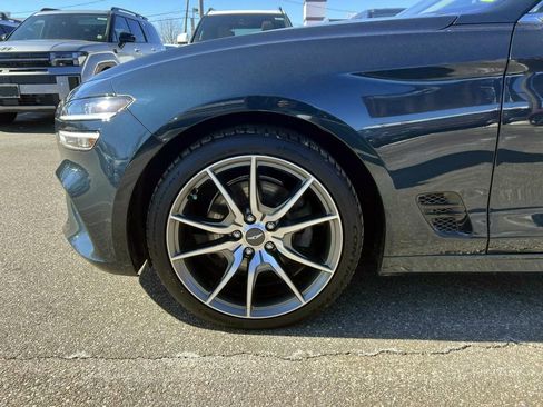 Used 2023 Genesis G70 2.0T image 7