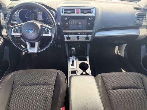Used 2017 Subaru Outback 2.5i Premium AWD/4WD image 15