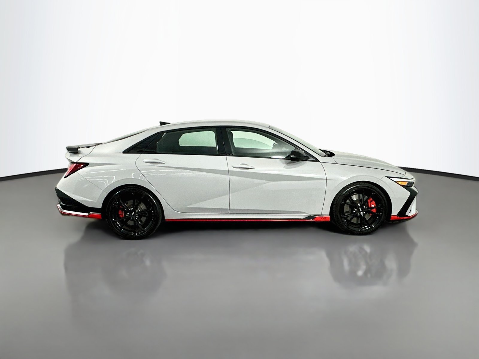Used 2025 Hyundai Elantra N FWD image 8