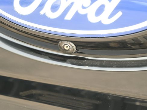 New 2026 Ford Maverick XLT w/ XLT Luxury Package image 5