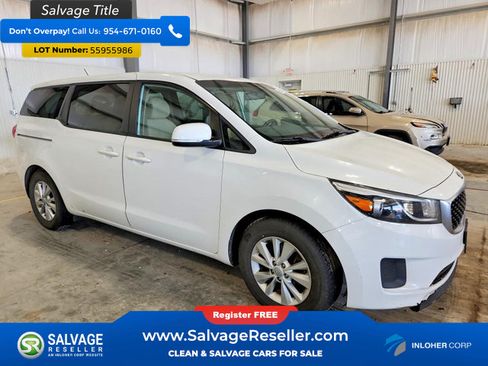 Used 2017 Kia Sedona LX FWD image 5