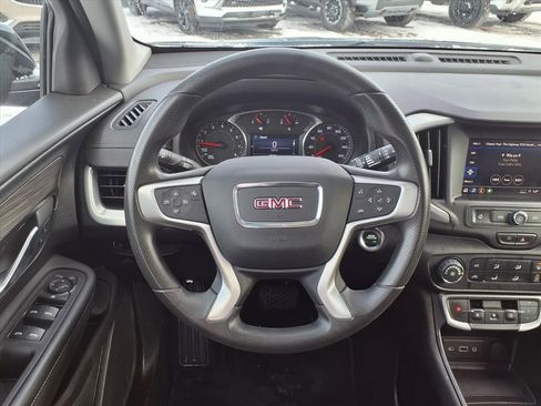 Certified 2022 GMC Terrain SLE image 17