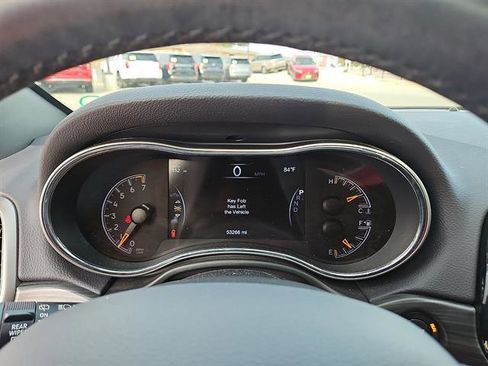 Used 2019 Jeep Grand Cherokee Limited image 14