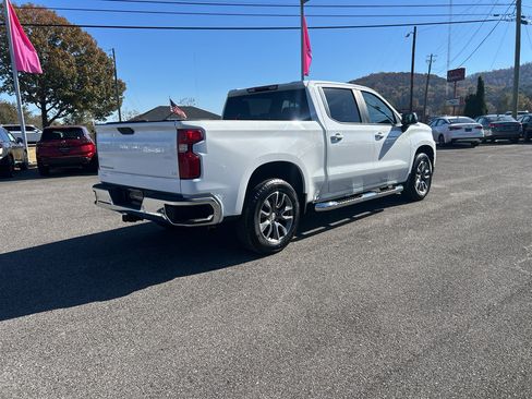 Used 2022 Chevrolet Silverado 1500 LT w/ Safety Package image 3