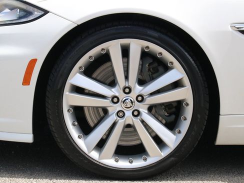 Used 2014 Jaguar XKR R image 13