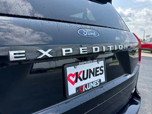 Used 2025 Ford Expedition Max Platinum AWD/4WD image 45