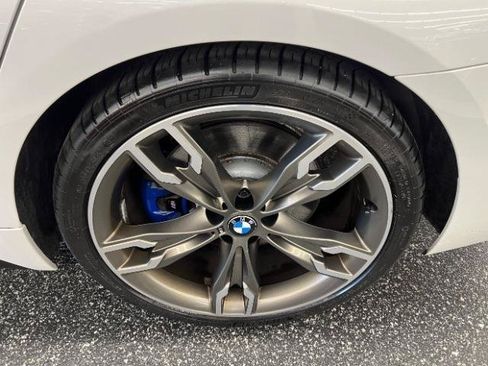 Used 2018 BMW M550i xDrive AWD/4WD image 38