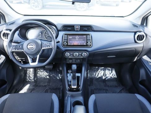 Used 2025 Nissan Versa SV FWD image 23