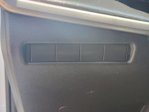 Certified 2025 Nissan Kicks S AWD/4WD image 9