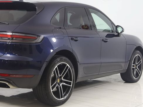 Used 2020 Porsche Macan AWD/4WD image 46