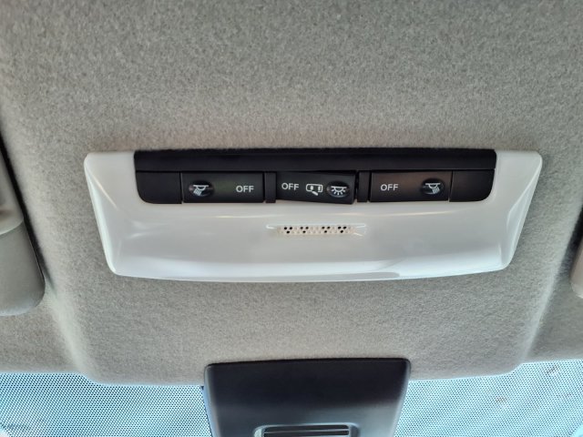 Certified 2025 Nissan Kicks Play S FWD image 14