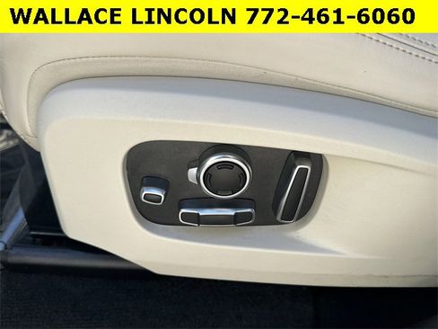 Used 2023 Jaguar F-PACE S image 19