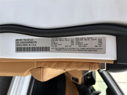 Used 2024 Jeep Grand Cherokee L Summit image 40