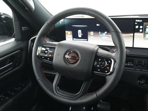 Used 2025 Nissan Armada PRO-4X w/ Pro-4X Premium Package image 15