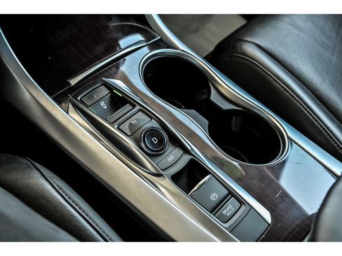 Used 2015 Acura TLX V6 w/ Technology Package FWD image 25
