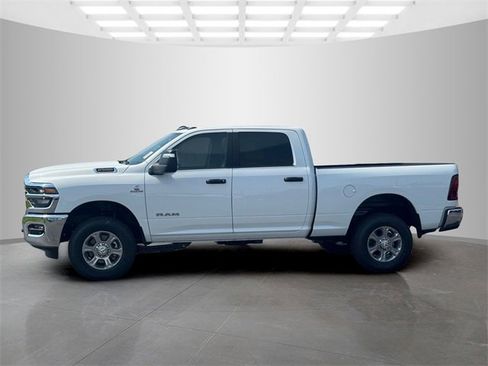 New 2025 RAM 2500 Big Horn image 4