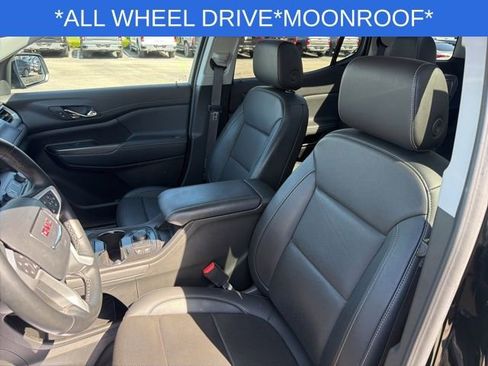 Used 2023 GMC Acadia SLT w/ Technology Package AWD/4WD image 18