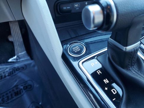 Certified 2024 Kia Sportage EX image 24