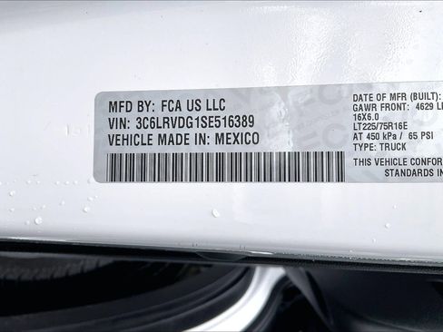 Used 2025 RAM ProMaster 2500 w/ Convenience Group image 35