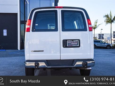 Used 2024 Chevrolet Express 2500 w/ Driver Convenience Package image 7