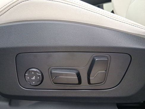 New 2026 BMW X1 xDrive28i w/ Technology Package image 13