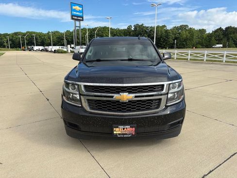 Used 2018 Chevrolet Suburban LS AWD/4WD image 9