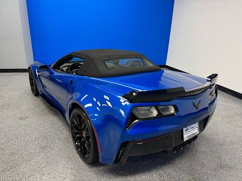 Used 2015 Chevrolet Corvette Z06 w/ 3LZ Preferred Equipment Group RWD image 29