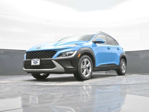Used 2023 Hyundai Kona SEL w/ Cargo Package image 32