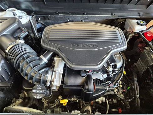Used 2023 GMC Acadia Denali w/ Denali Ultimate Package FWD image 24
