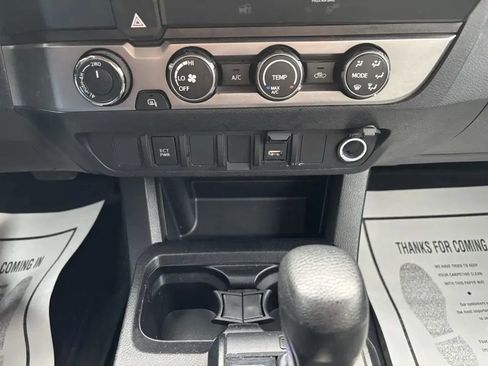 Used 2020 Toyota Tacoma SR image 17