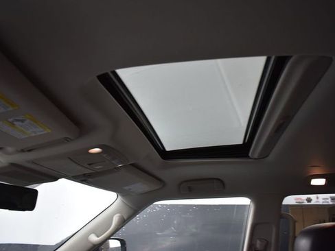 Used 2019 Nissan Armada Platinum w/ Captain's Chairs Package image 32