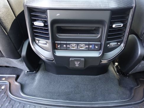 Used 2022 RAM 1500 Limited AWD/4WD image 47