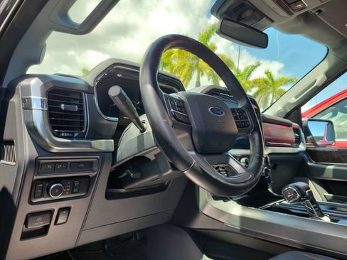 Used 2021 Ford F150 Lariat AWD/4WD image 9