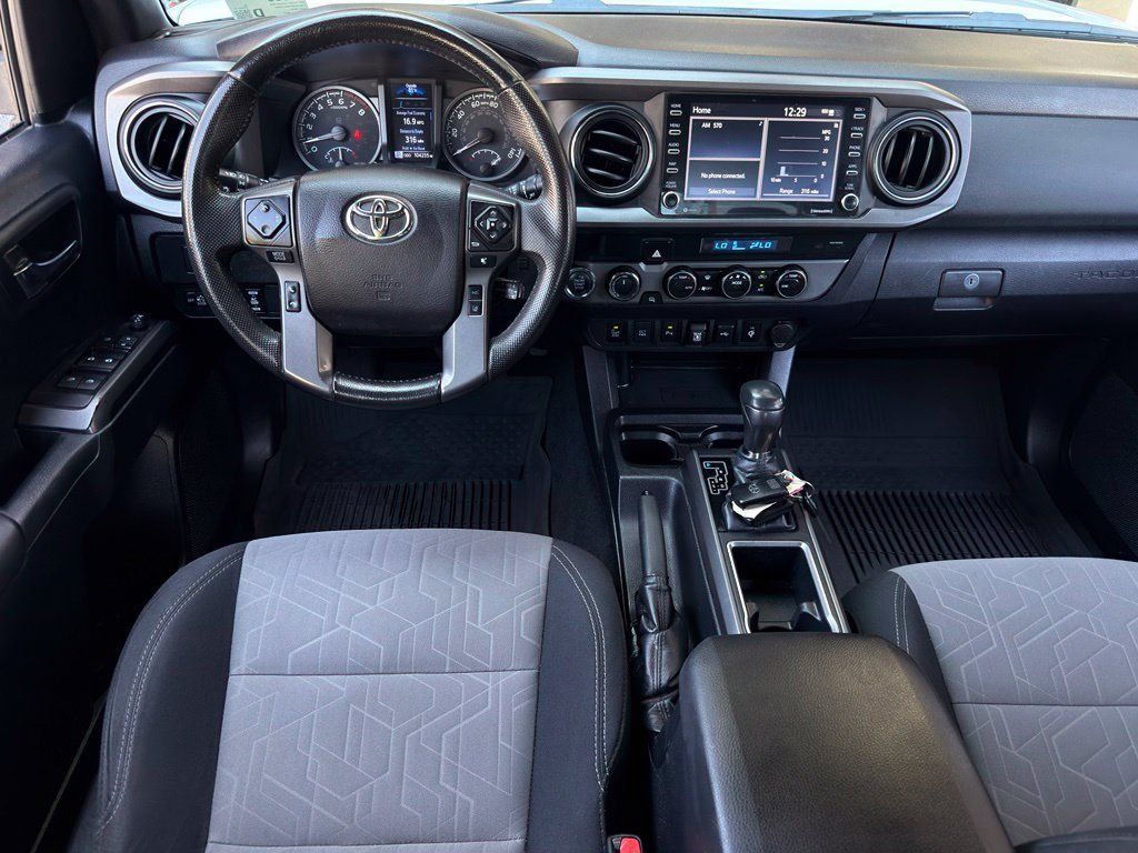 Used 2021 Toyota Tacoma TRD Sport w/ Technology Package AWD/4WD image 12