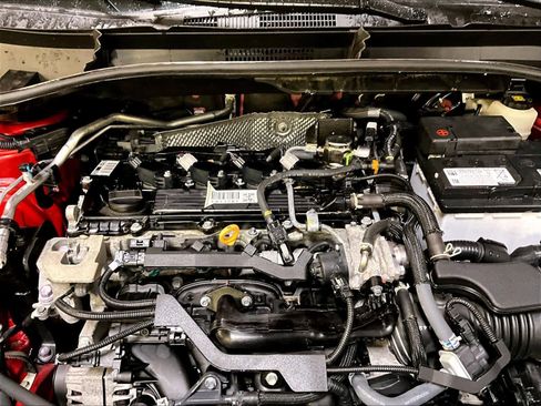 Used 2024 Toyota Corolla Cross LE image 35