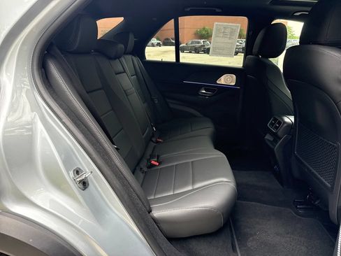 Used 2025 Mercedes-Benz GLE 450 4MATIC image 28