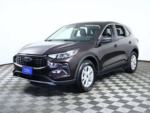 Certified 2023 Ford Escape Active AWD/4WD image 1