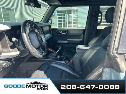 Used 2022 Ford Bronco Badlands AWD/4WD image 7